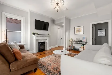 37 Mount Vernon Street Boston MA 02129