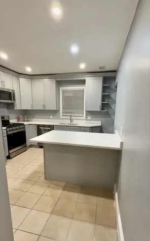 25 Larchmont Street Boston MA 02124