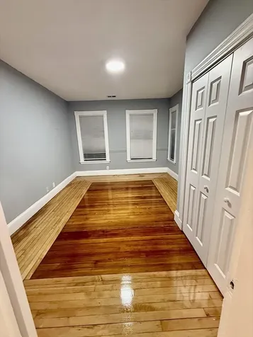25 Larchmont Street Boston MA 02124