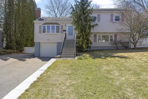 160 Ravenswood Road Waltham MA 02453