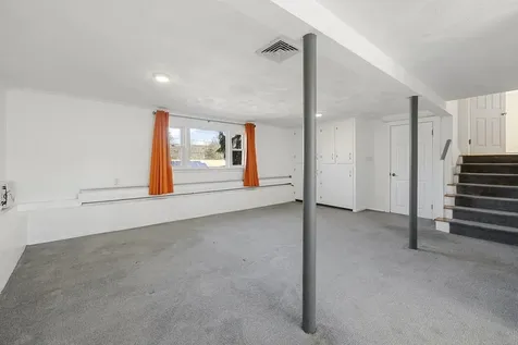 160 Ravenswood Road Waltham MA 02453