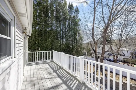 160 Ravenswood Road Waltham MA 02453