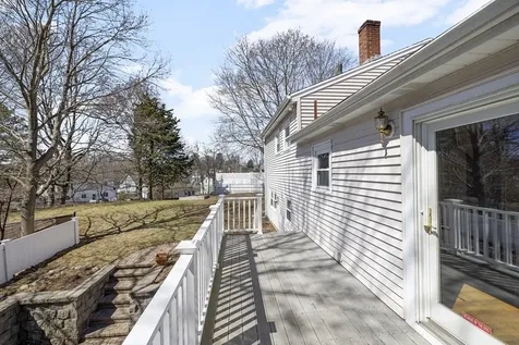 160 Ravenswood Road Waltham MA 02453