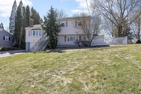 160 Ravenswood Road Waltham MA 02453
