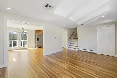 160 Ravenswood Road Waltham MA 02453