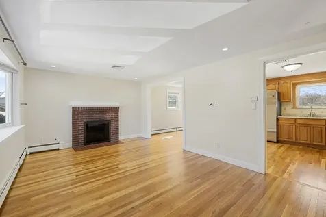 160 Ravenswood Road Waltham MA 02453