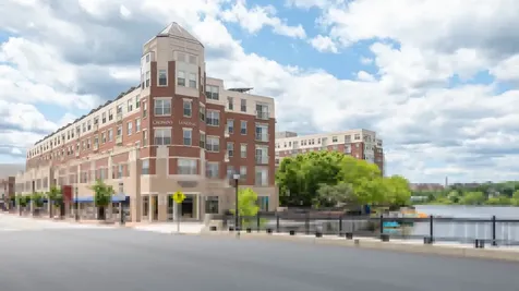 25 Crescent Street Waltham MA 02453