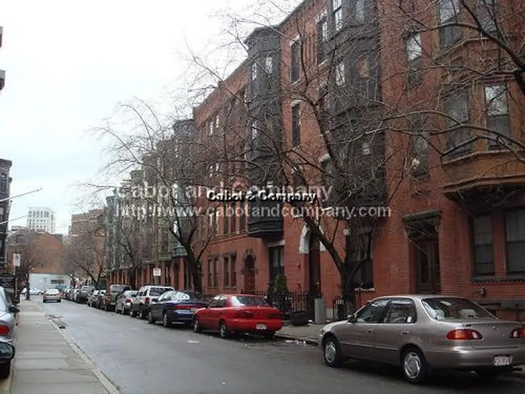 Isabella Street Boston MA 02116