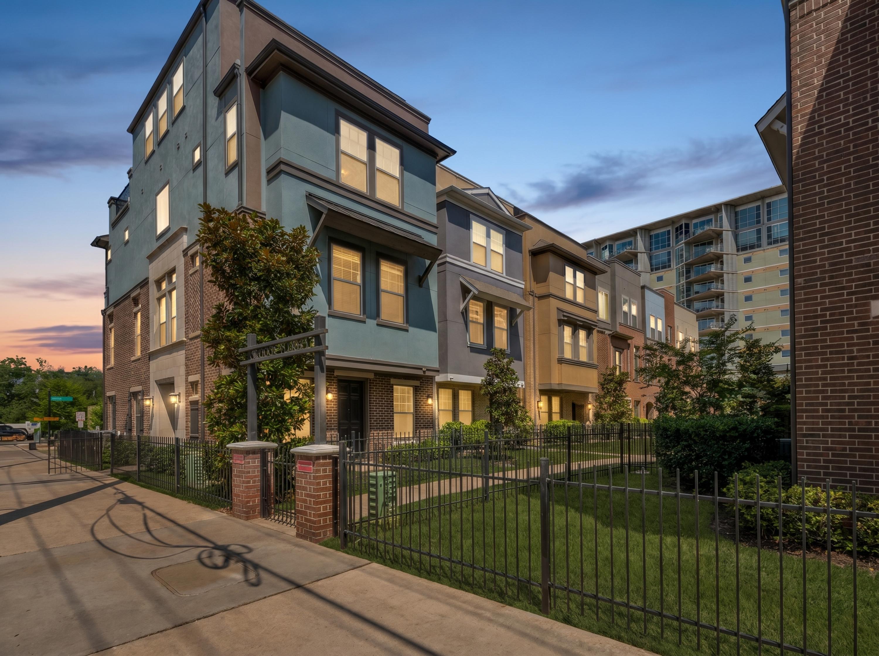 1309 Arch Place Dallas TX 75215