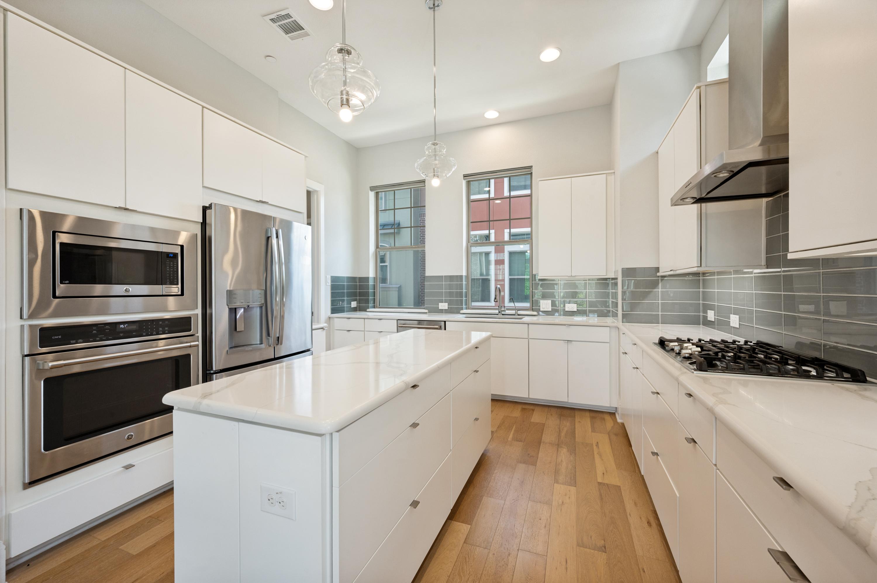 1309 Arch Place Dallas TX 75215