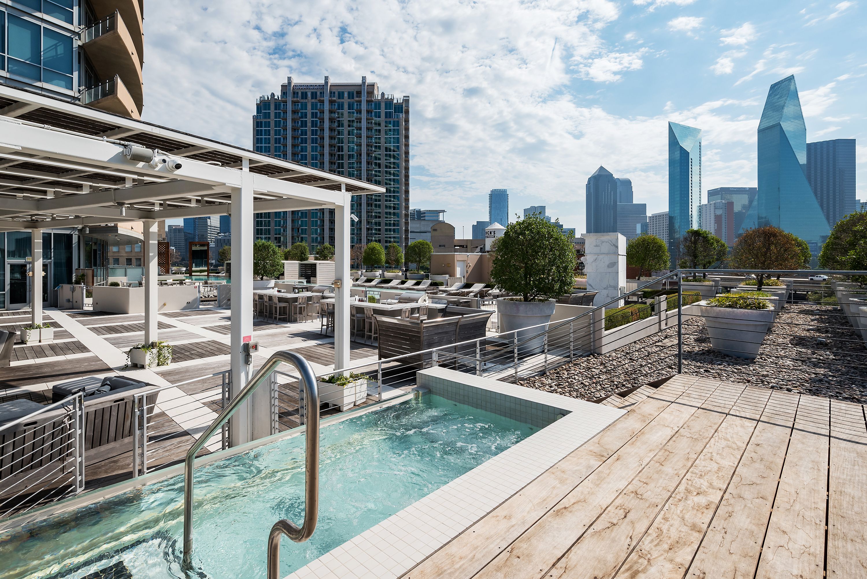 2200 Victory Avenue Dallas TX 75219
