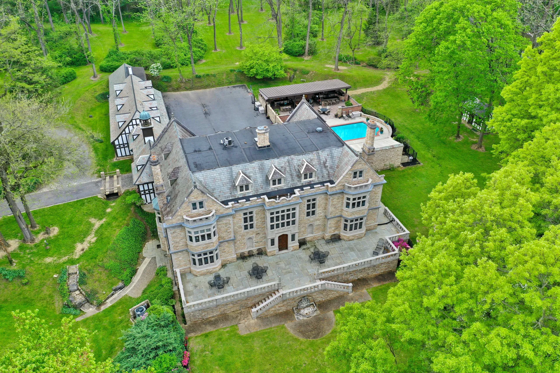 Lancaster PA, 80 School House Road