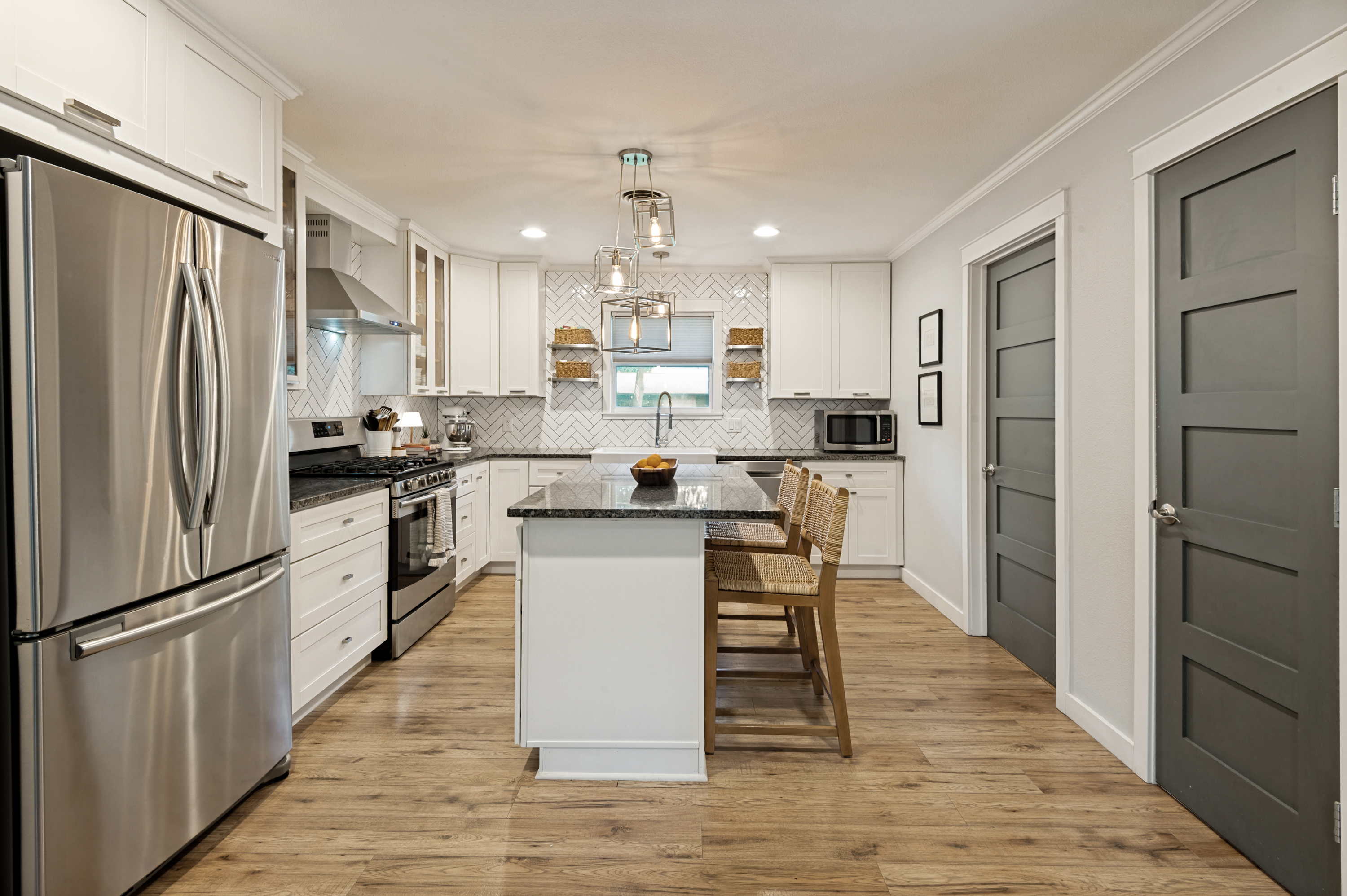 1735 Sunnybrook Drive Irving TX 75061