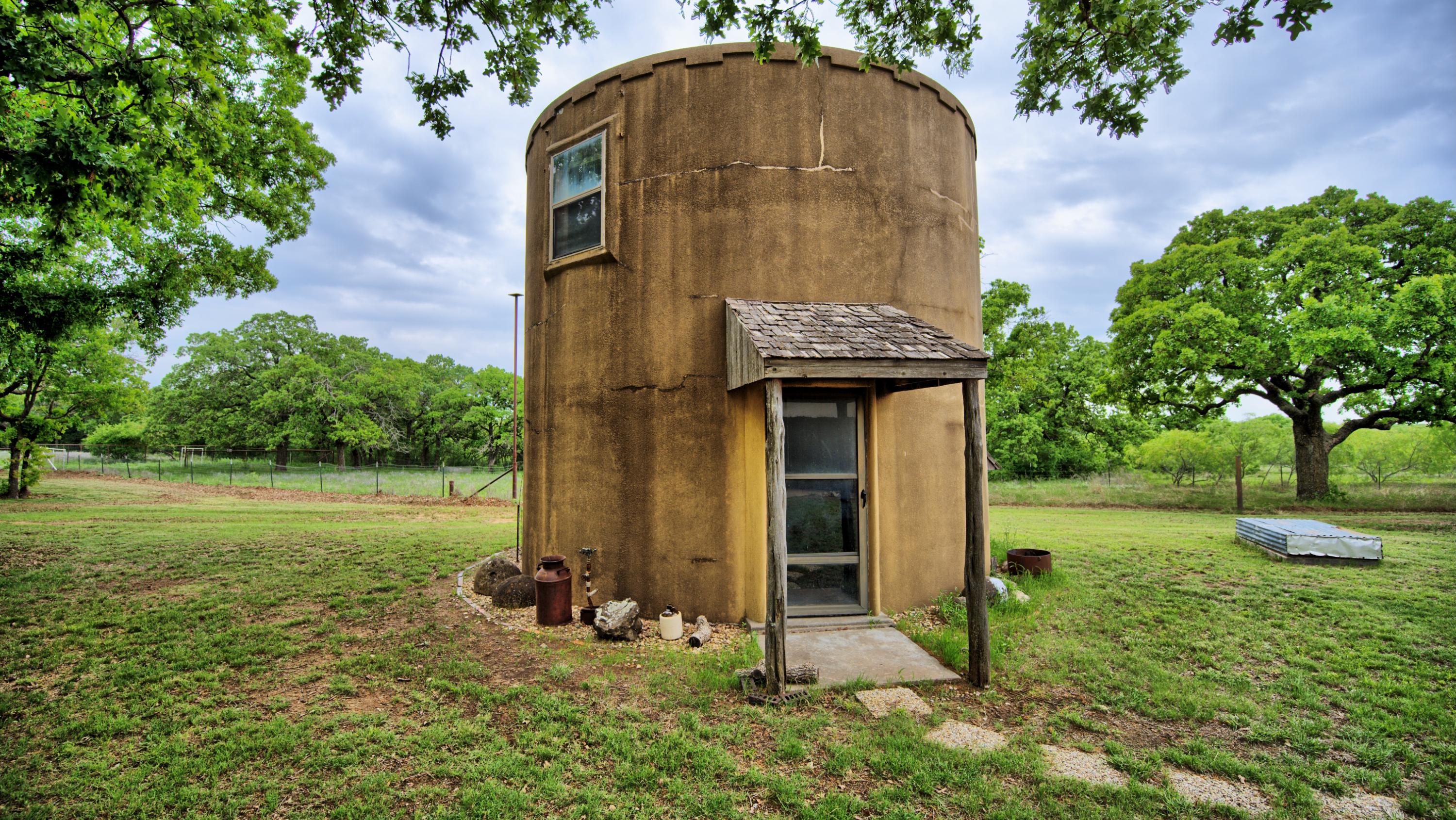 3377 Lodge Creek Road Henrietta TX 76365