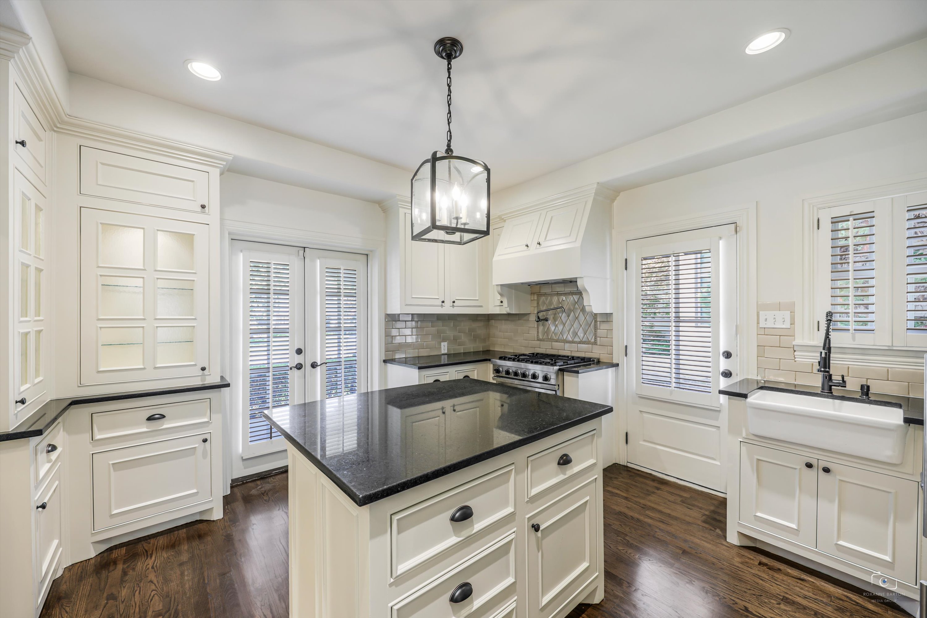 3609 Park Hill Drive Fort Worth TX 76109