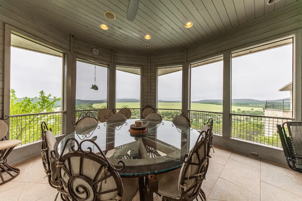 4616 N. Fm 4 Palo Pinto TX 76484