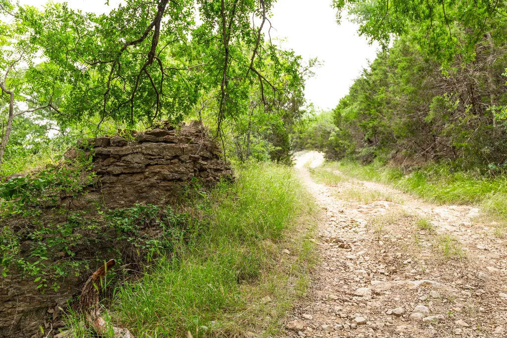 4616 N. Fm 4 Palo Pinto TX 76484