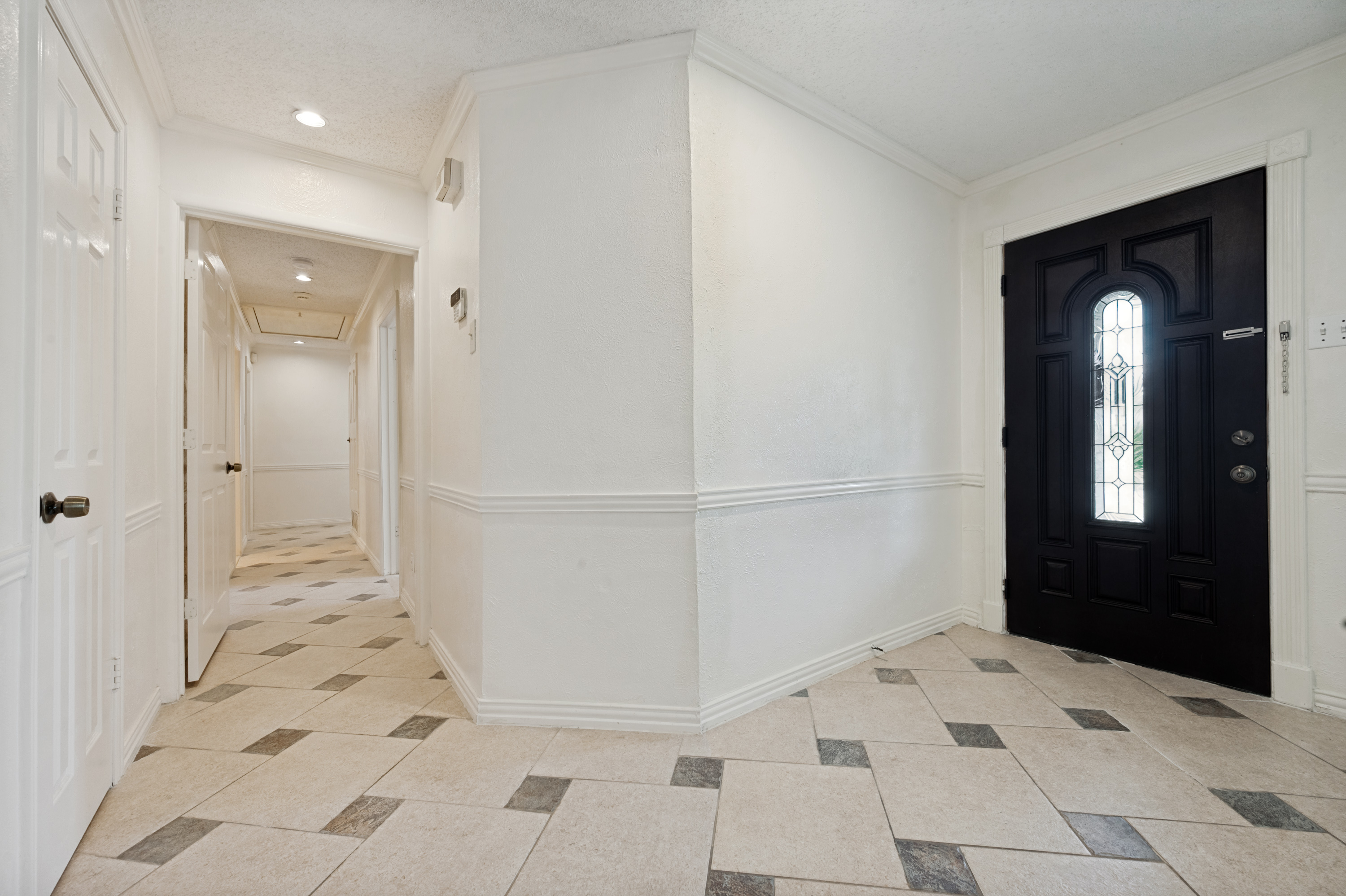 221 Linda Lane Irving TX 75062
