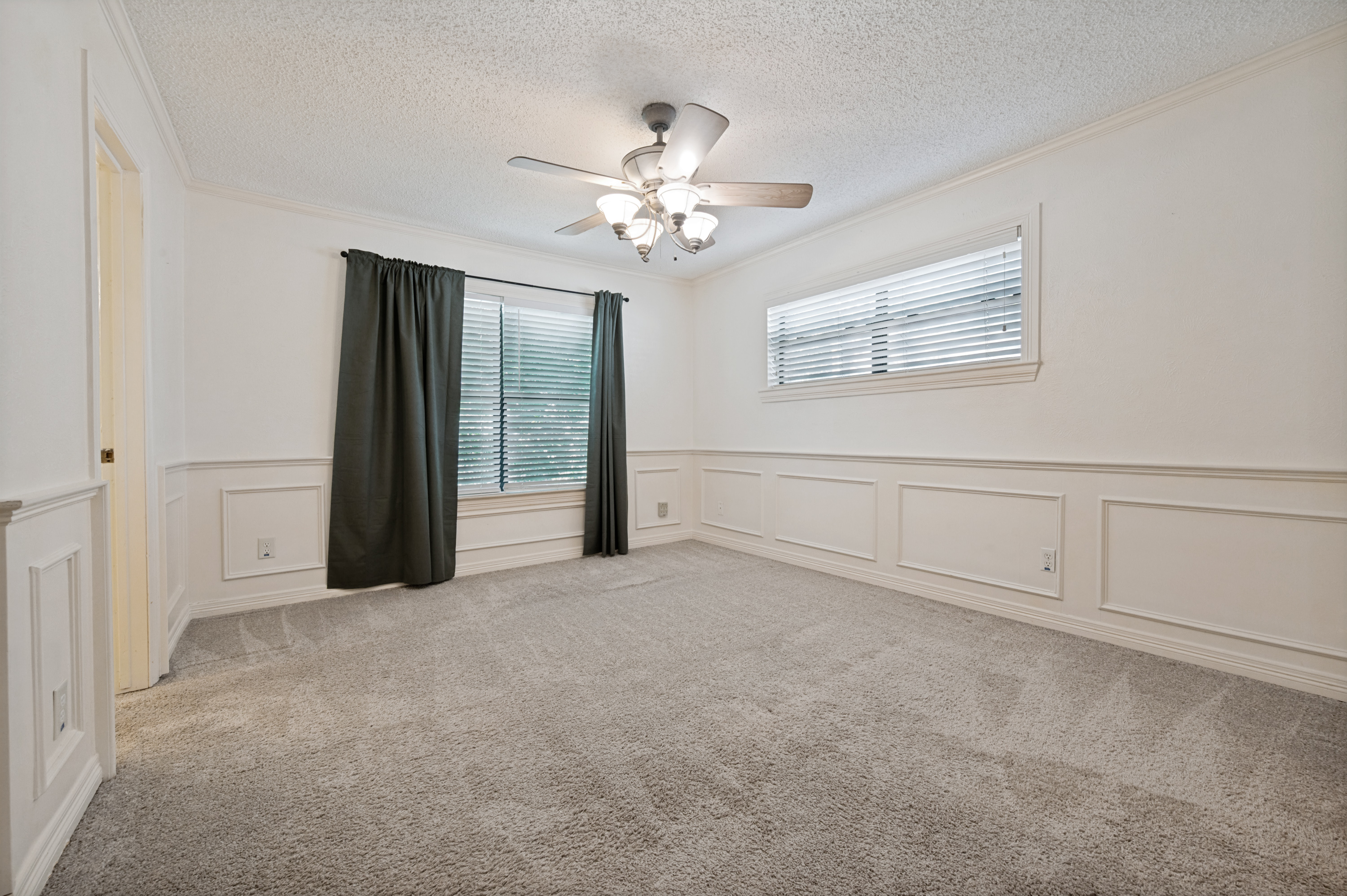 221 Linda Lane Irving TX 75062