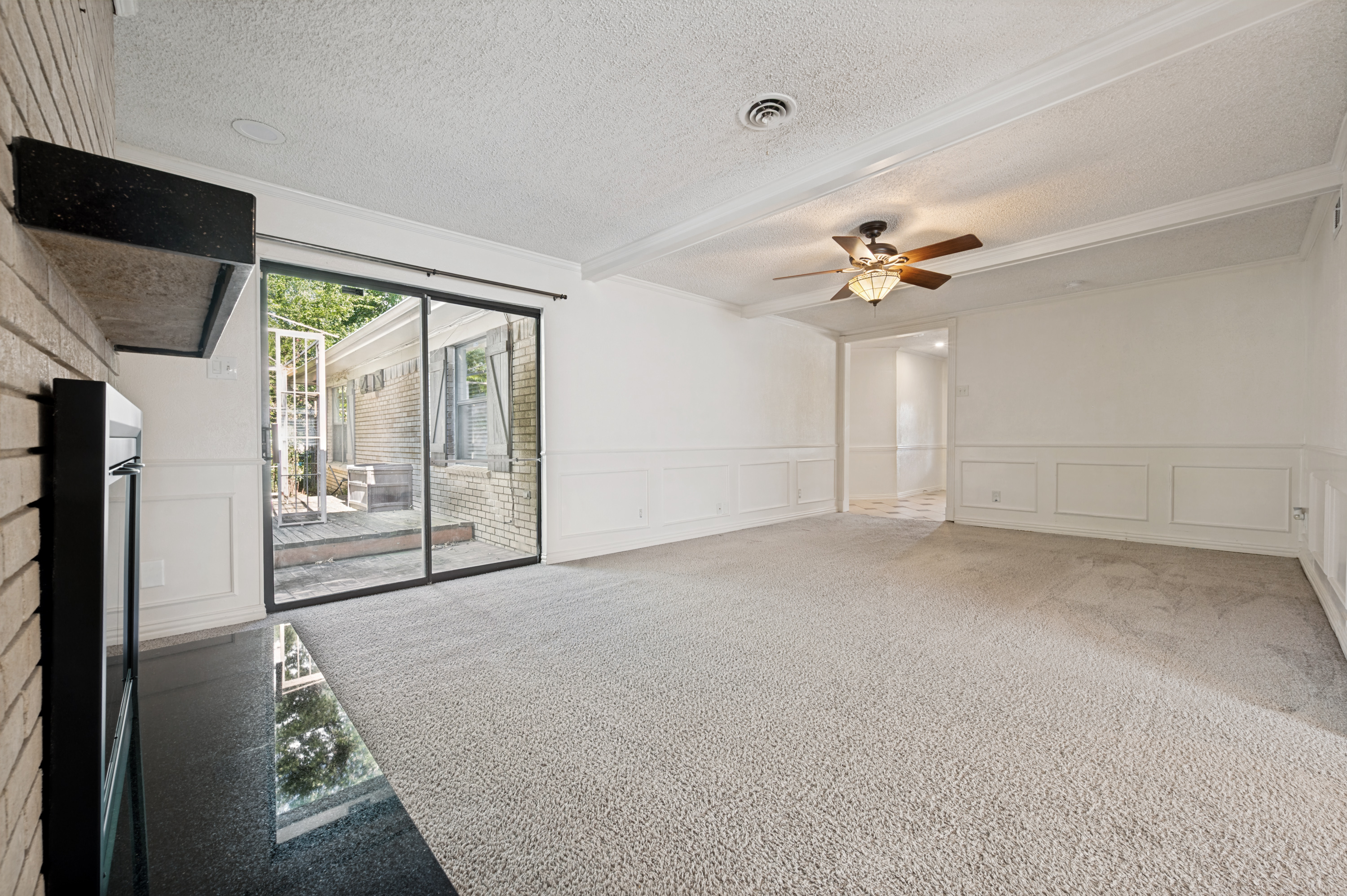 221 Linda Lane Irving TX 75062