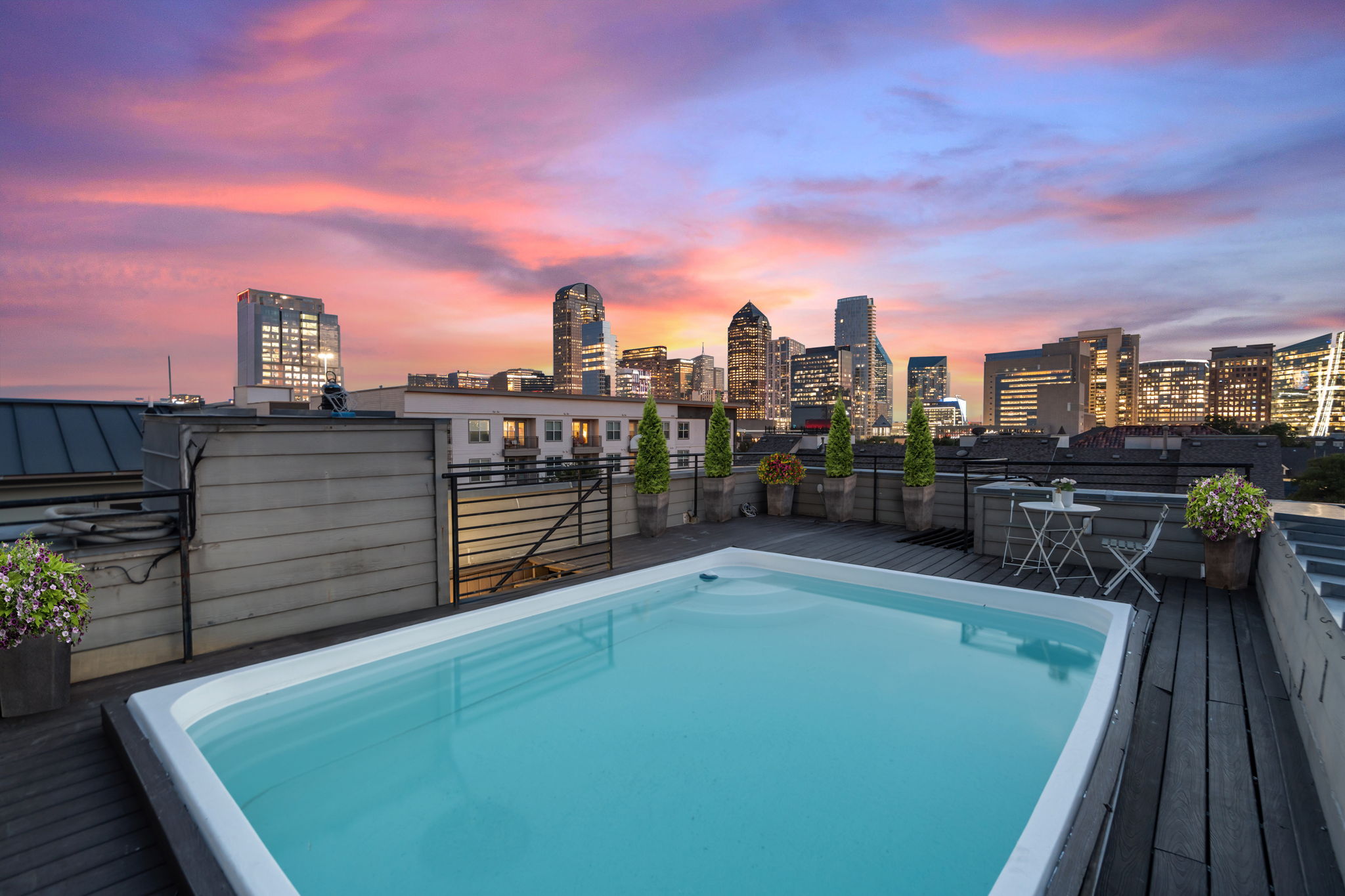 2214 Worthington Street Dallas TX 75204