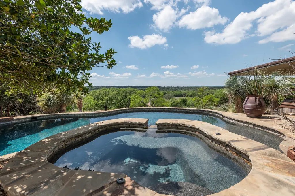 3304 Colorado River Ranch - 3304 +/- Acres Lometa TX 76853