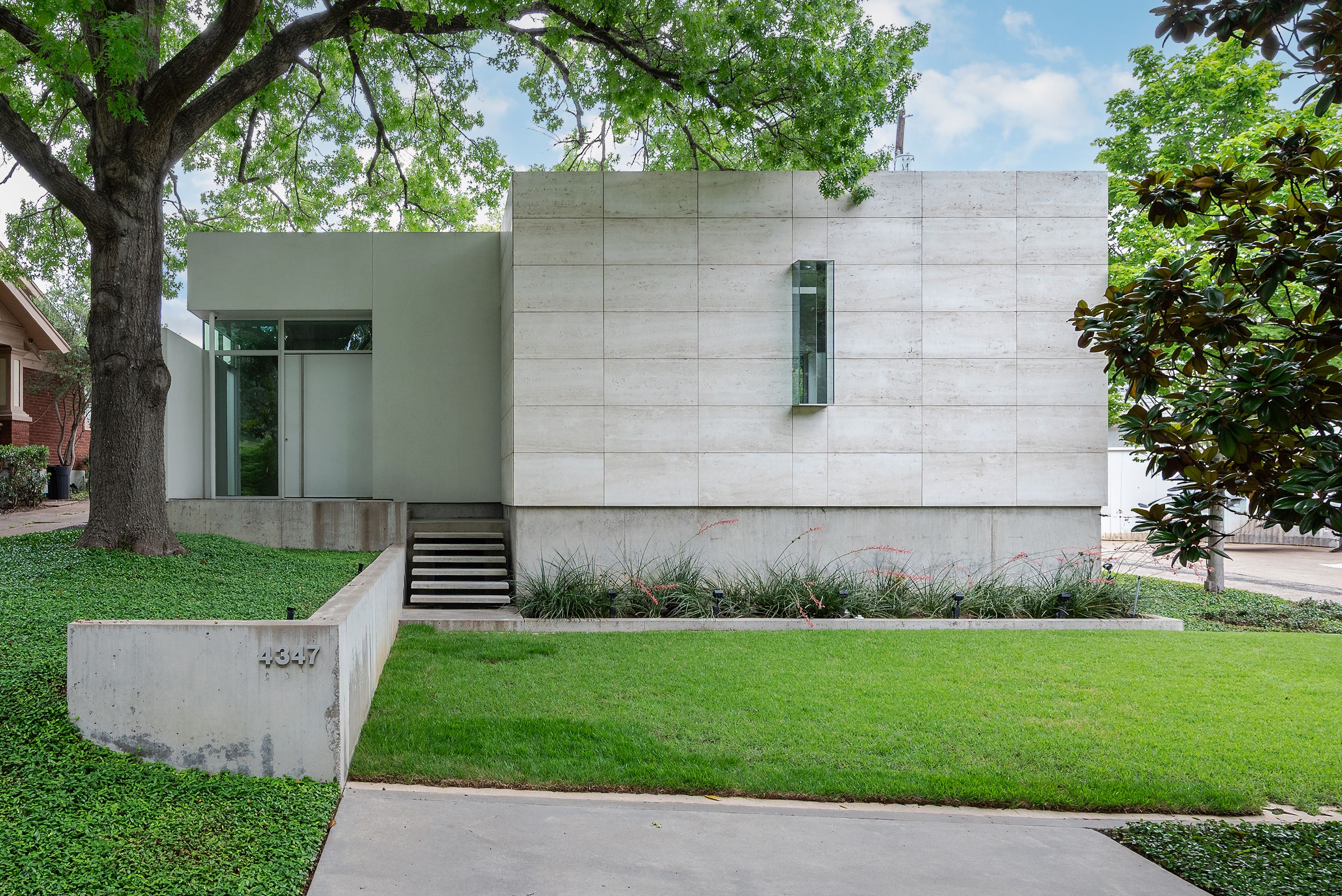 4347 Avondale Avenue Dallas TX 75219