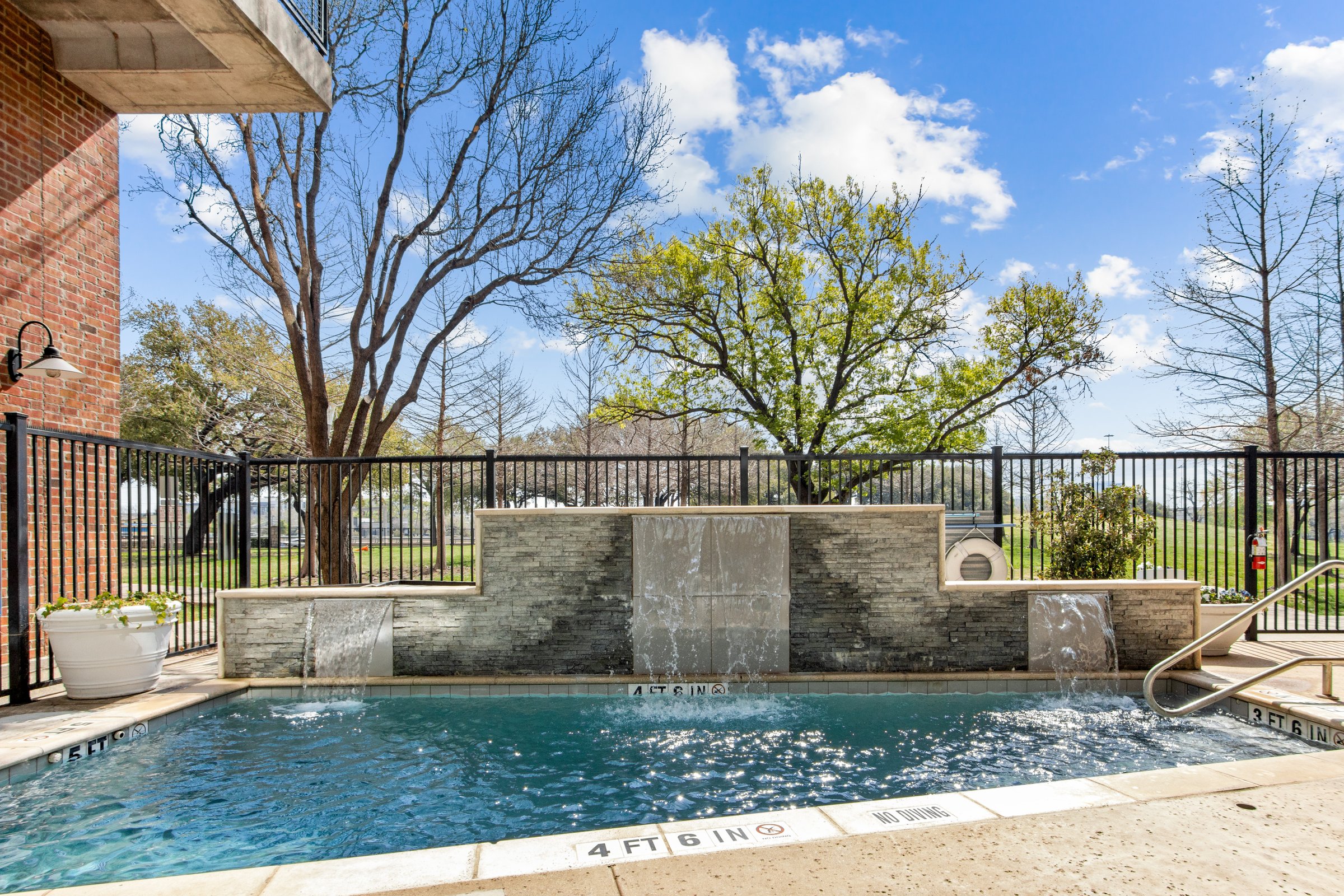 3110 Thomas Avenue Dallas TX 75204