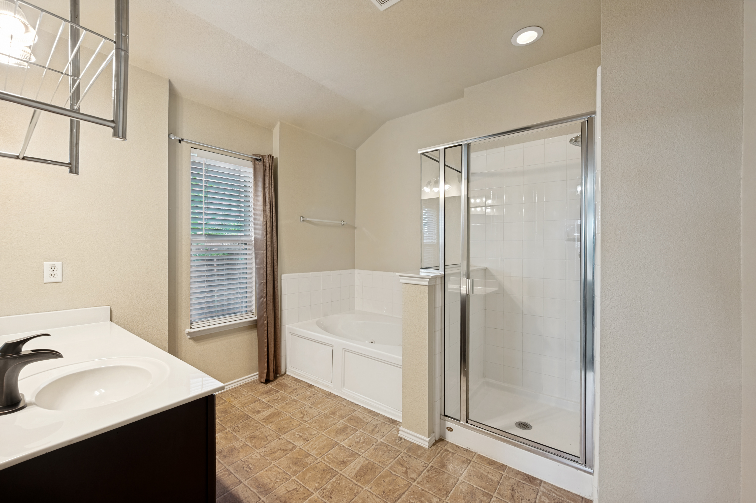 1339 4th Street Grand Prairie TX 75051