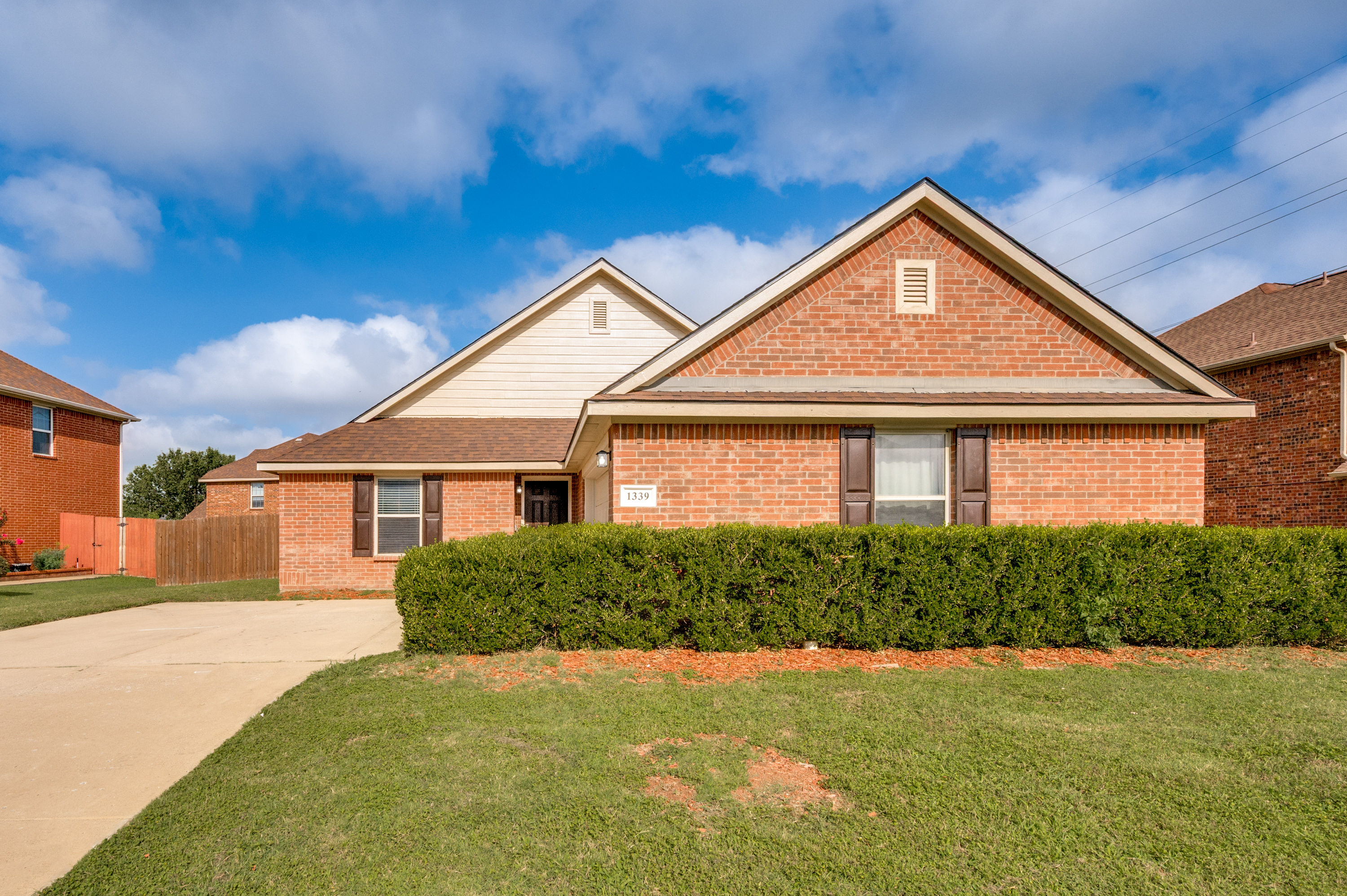 1339 4th Street Grand Prairie TX 75051