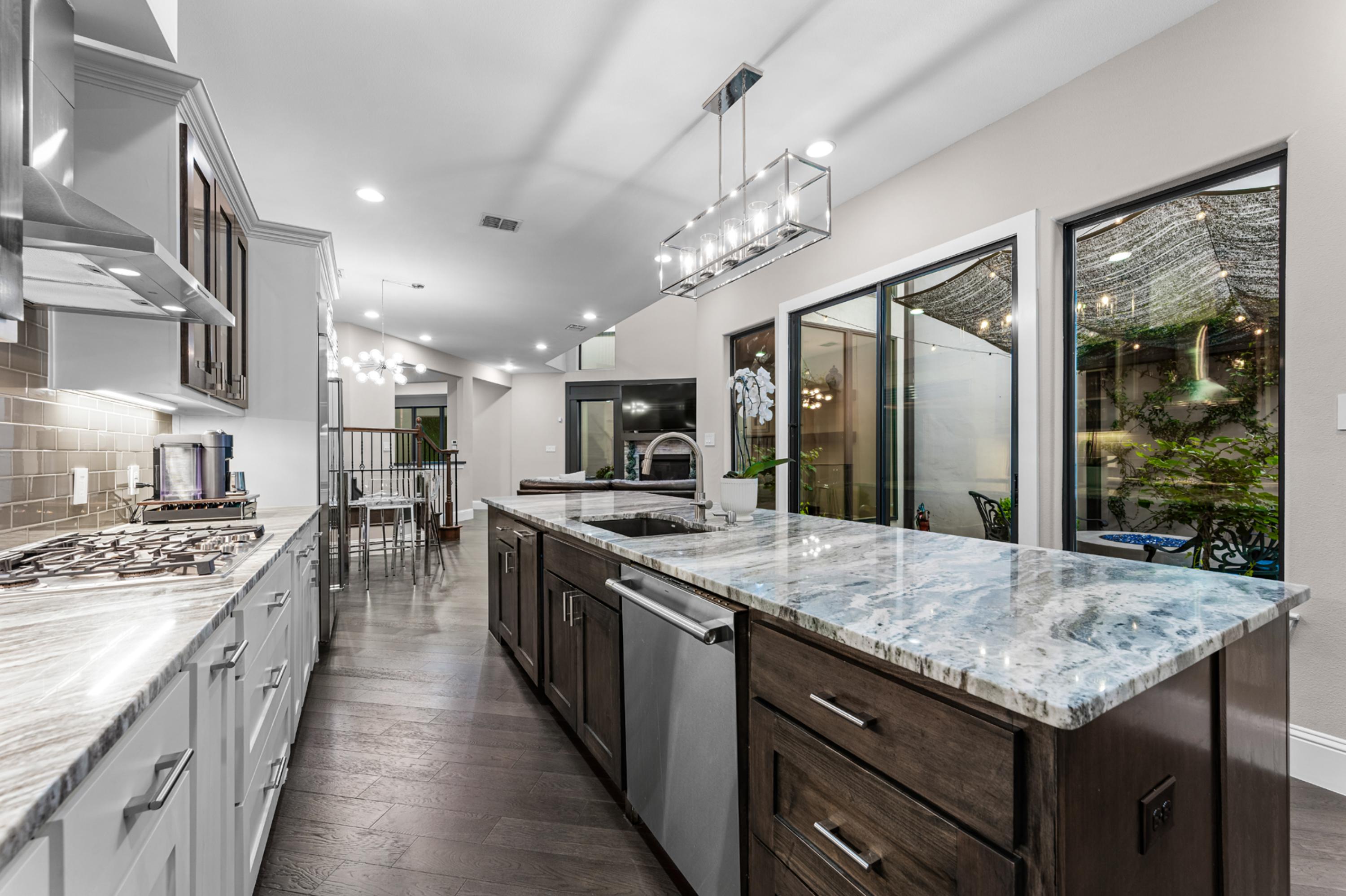 5606 La Foy Boulevard Dallas TX 75209