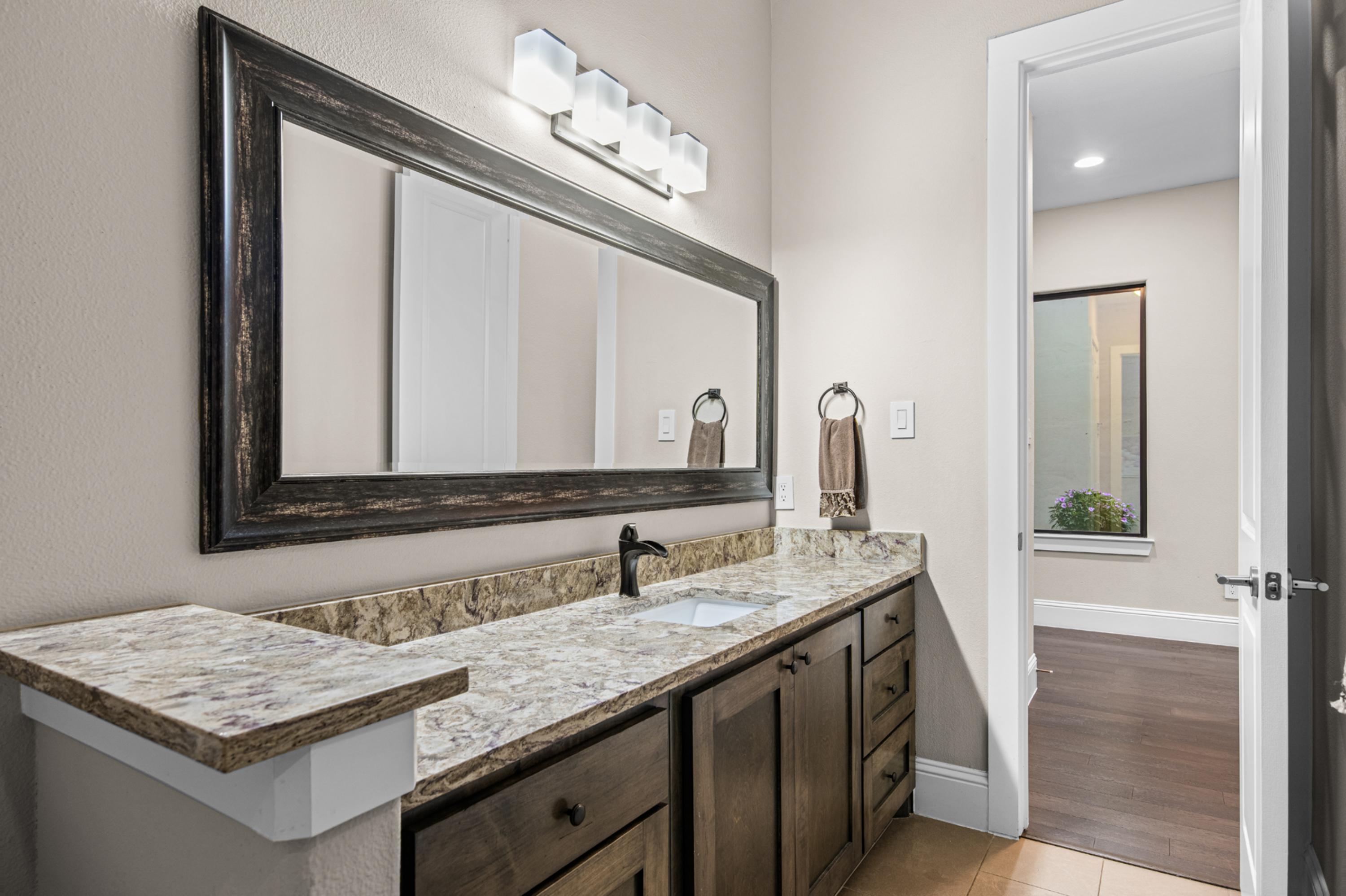 5606 La Foy Boulevard Dallas TX 75209