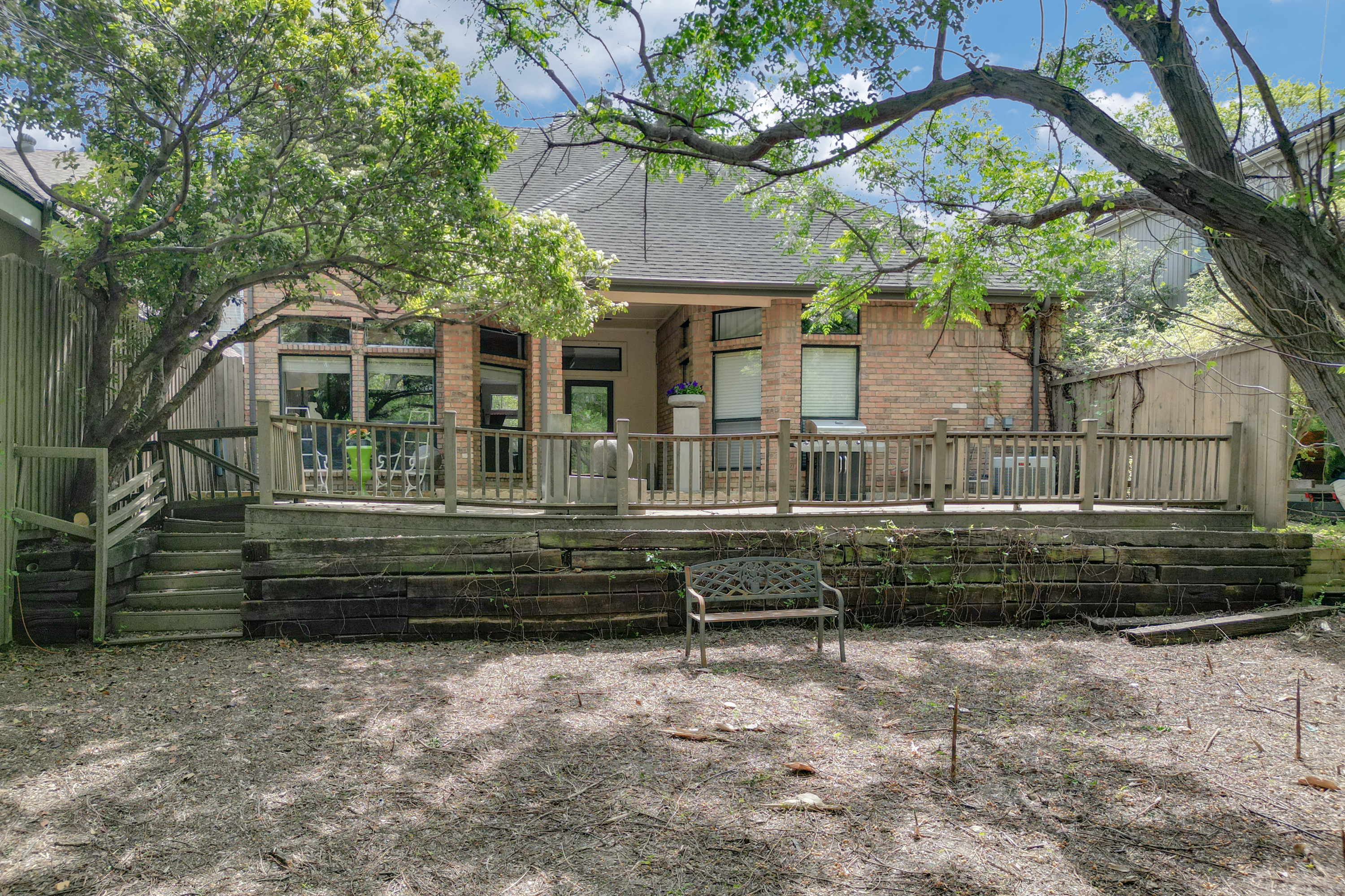 6205 Twin Oaks Circle Dallas TX 75240