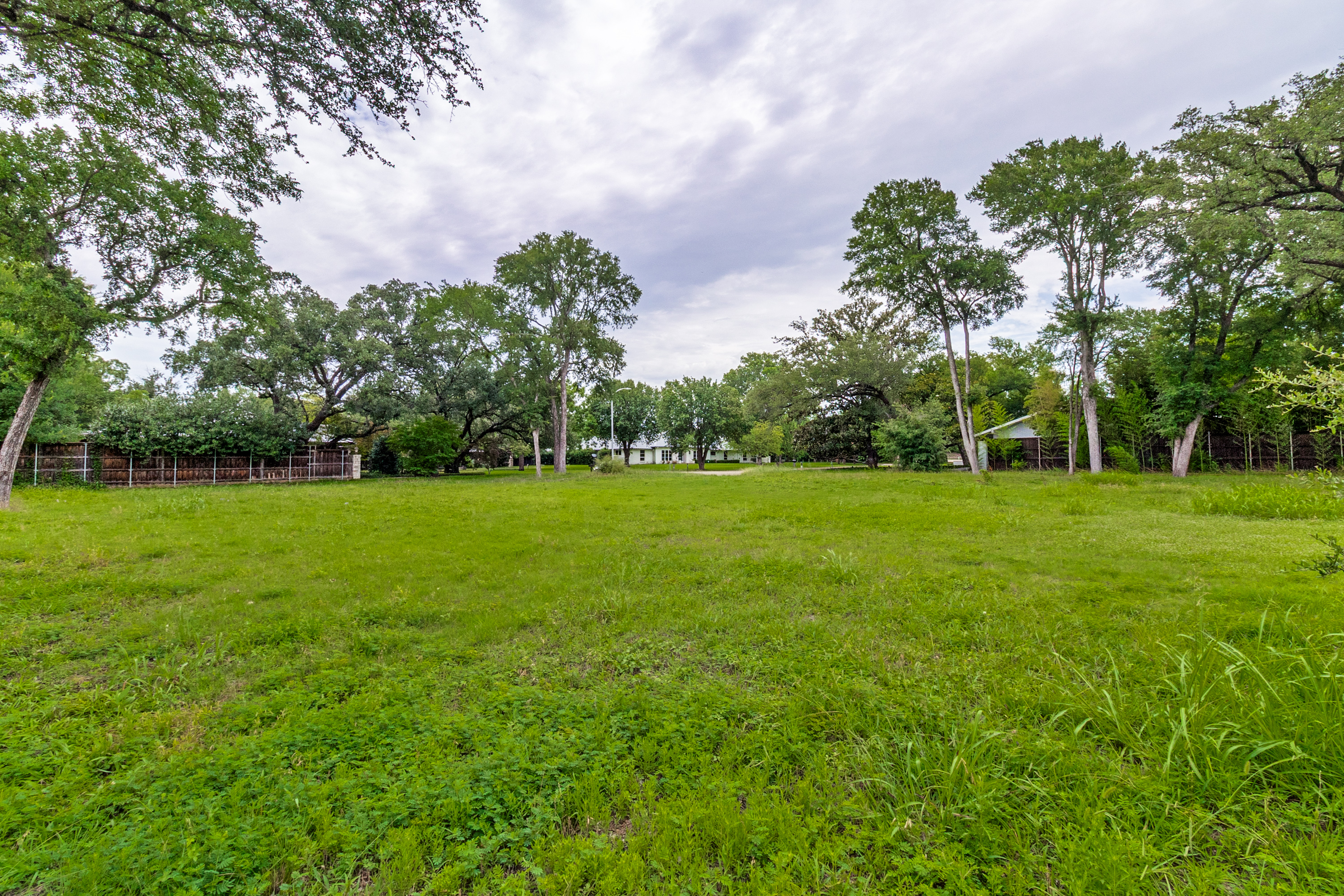 5006 Pebblebrook Drive Dallas TX 75229