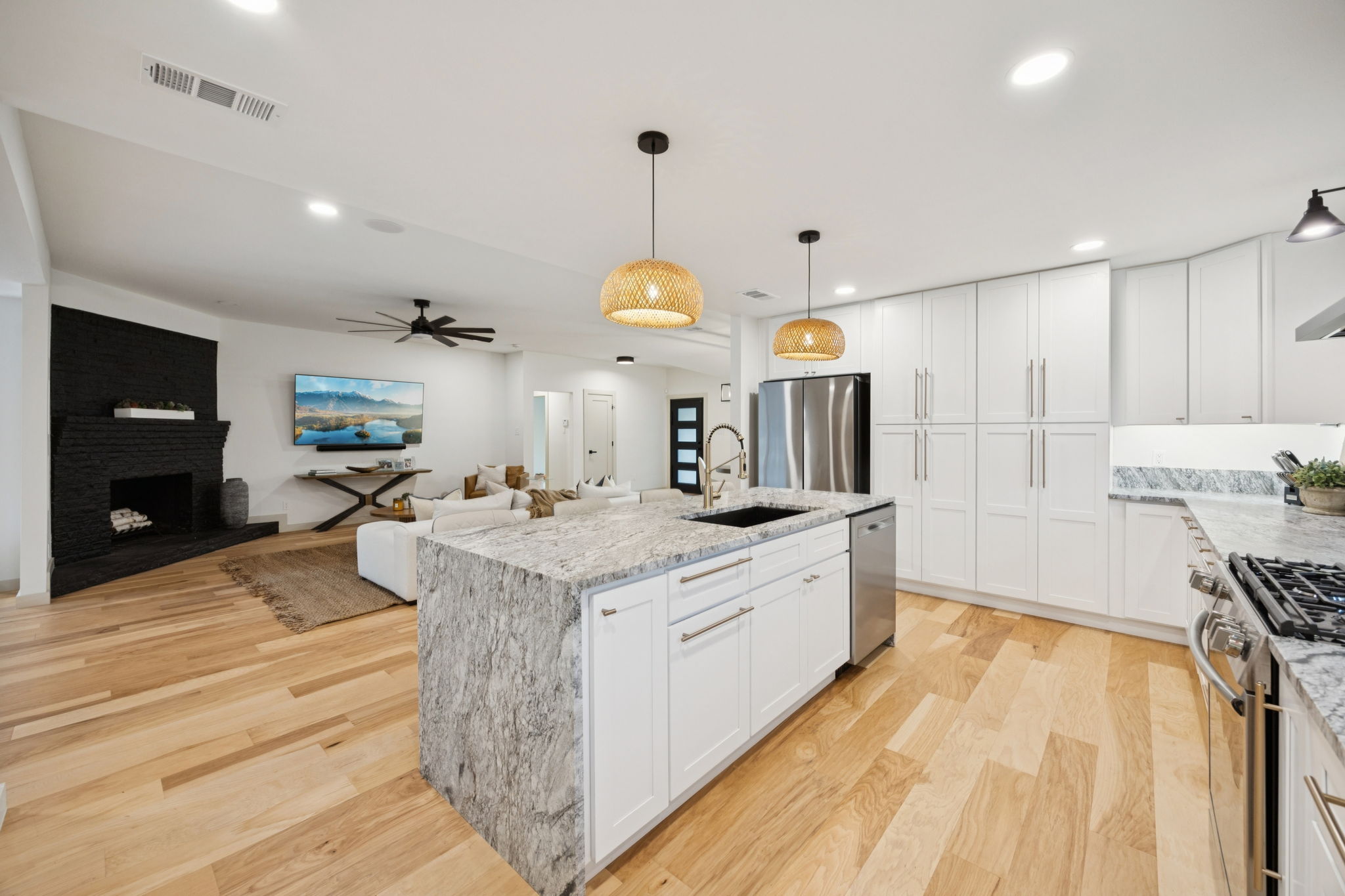 10548 Marquis Lane Dallas TX 75229