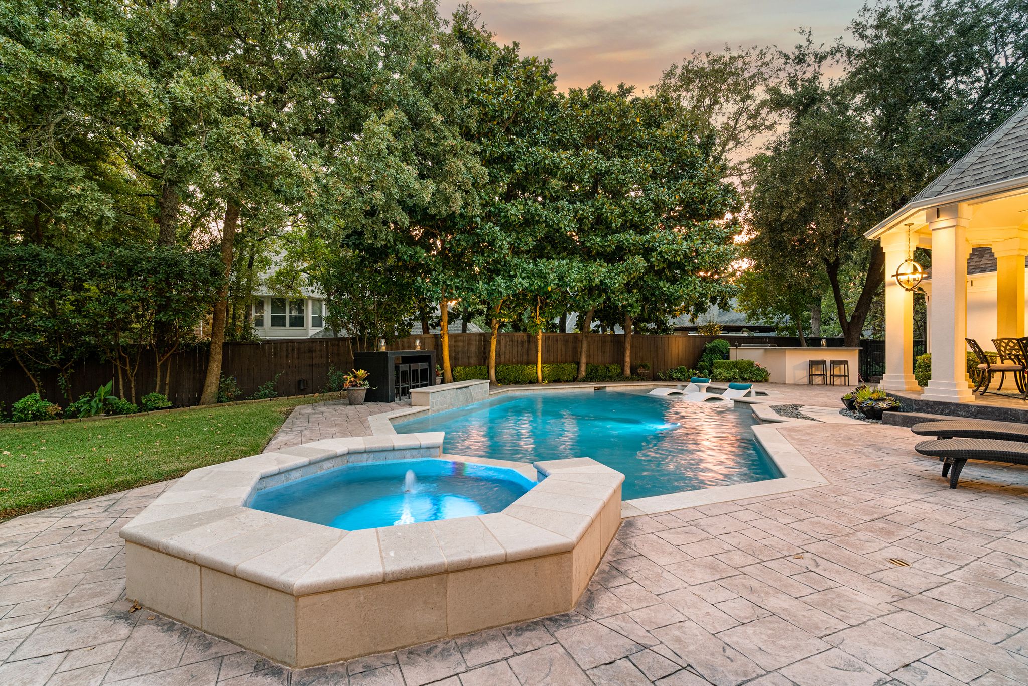 802 Carriage Court Southlake TX 76092