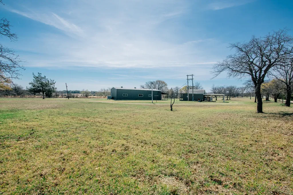 8751 Farm To Market 677 Saint Jo TX 76265