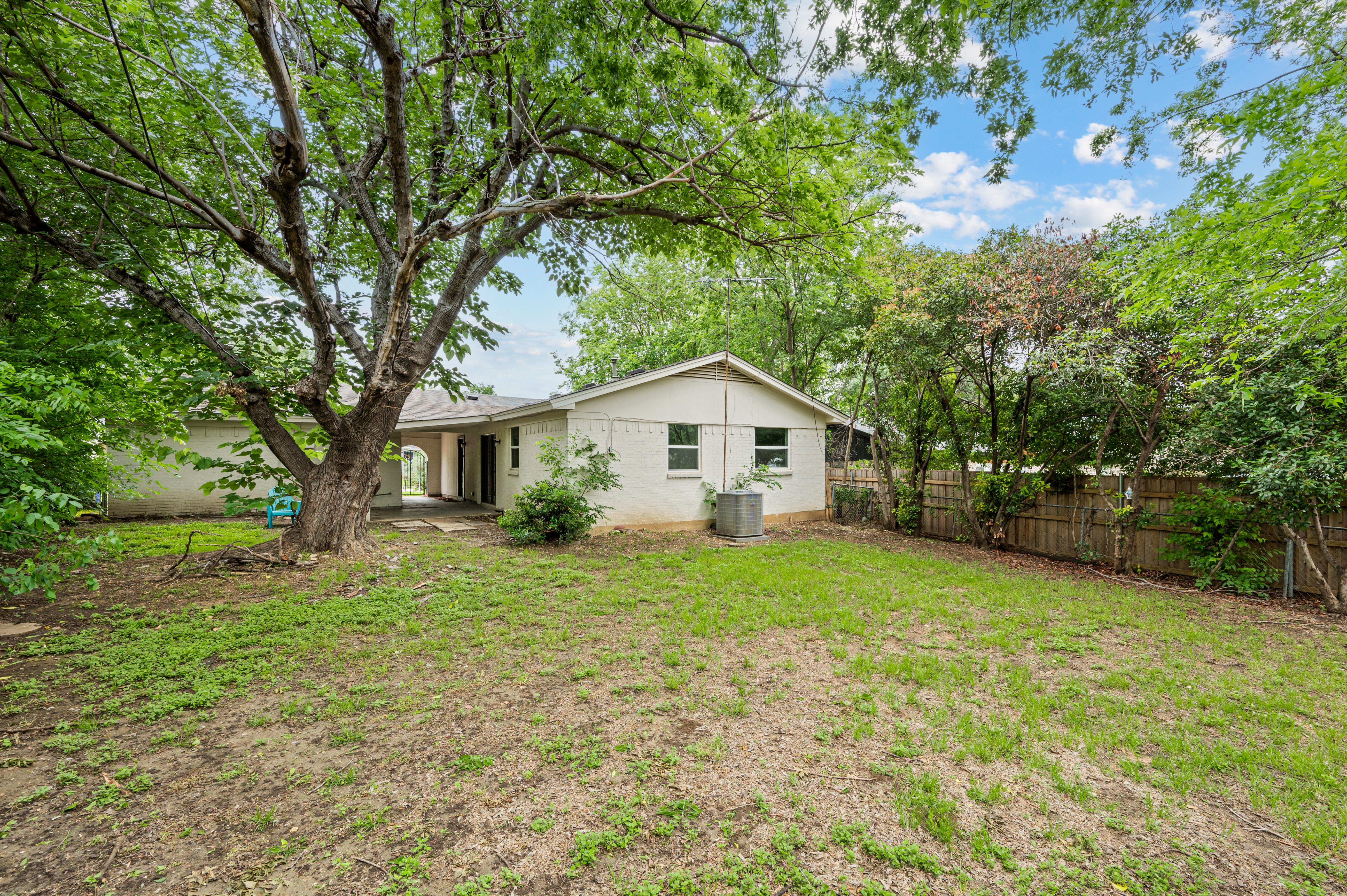 5944 Richard Drive Watauga TX 76148