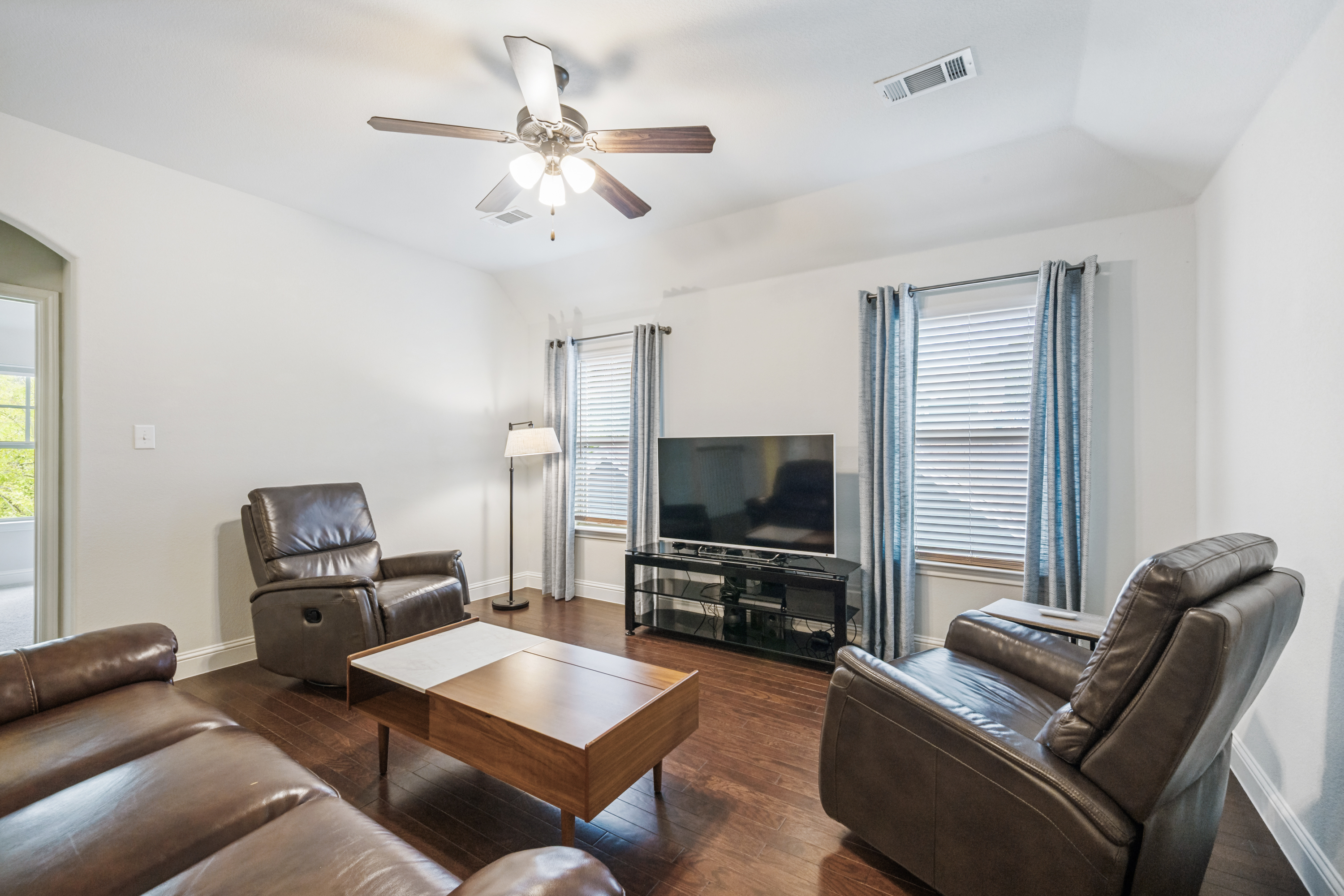 1701 Belle Place Fort Worth TX 76107