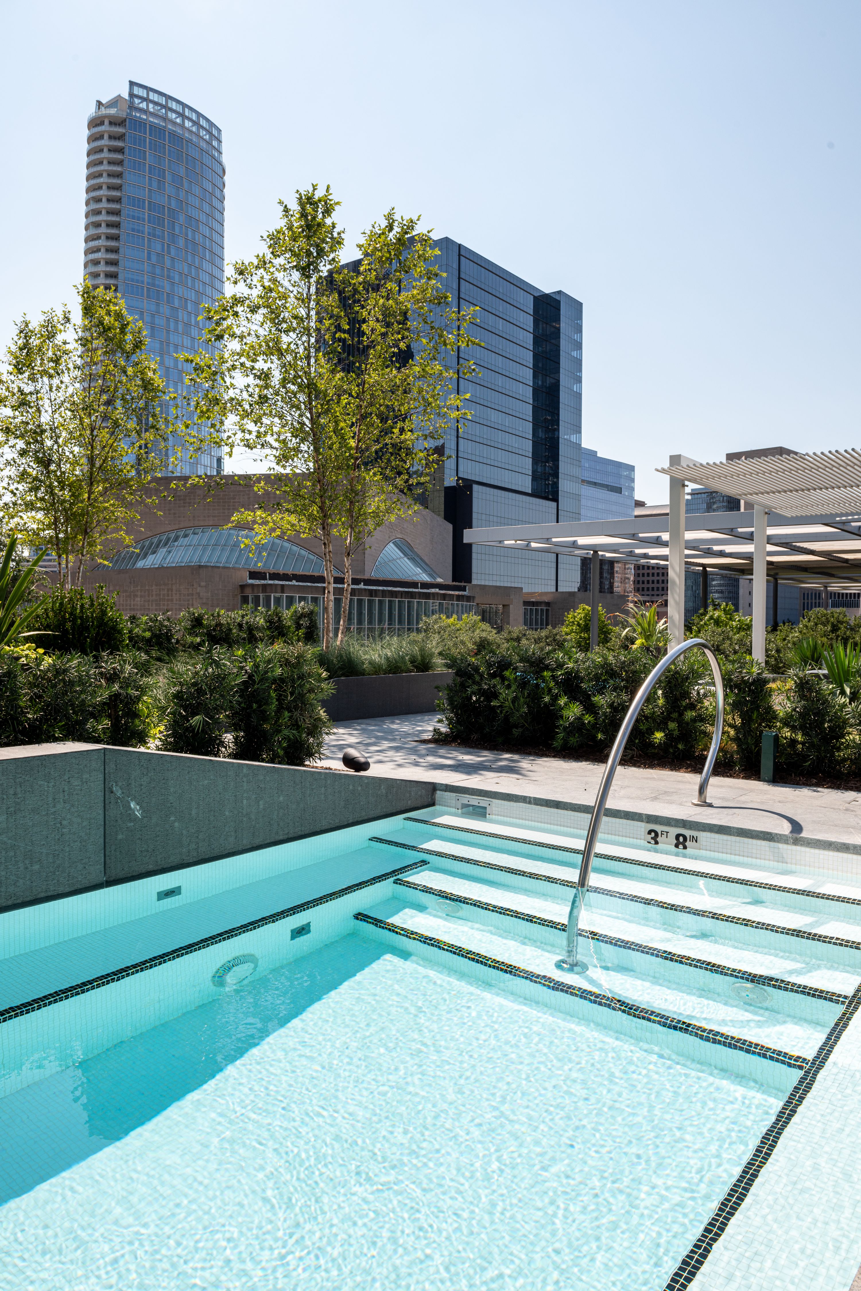 1747 Leonard Street Dallas TX 75201