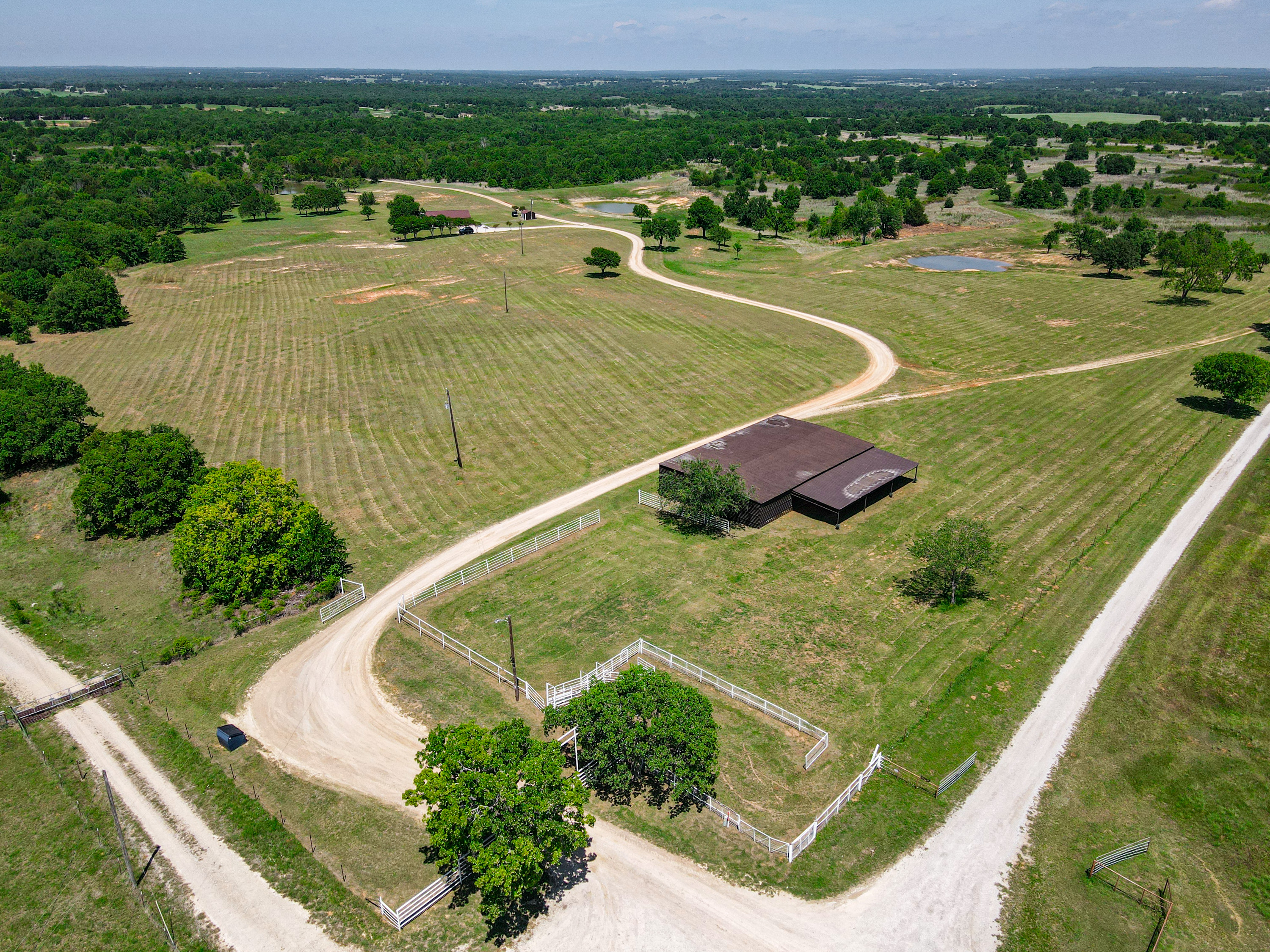 2043 Huddleston Road Sunset TX 76270