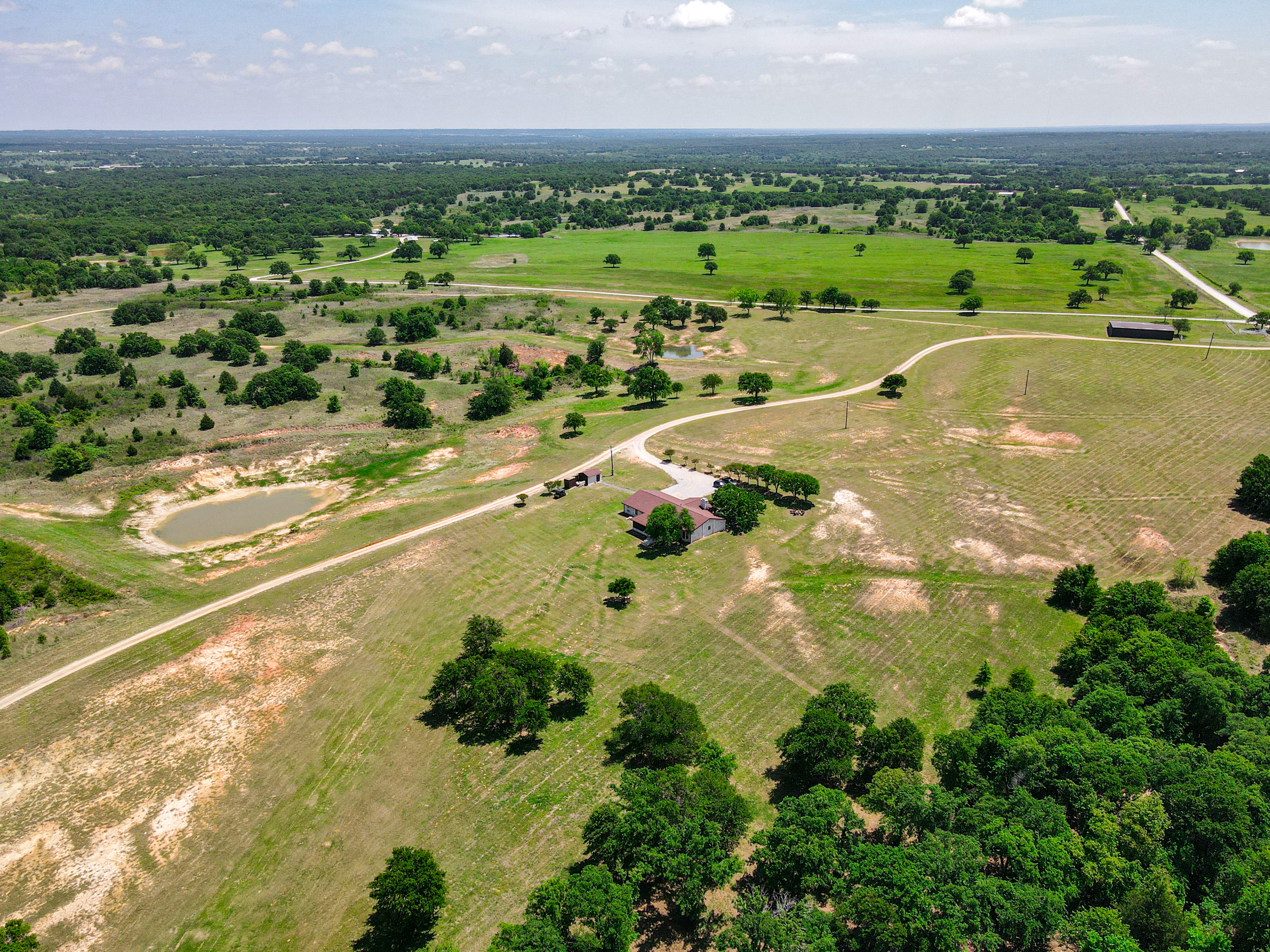 2043 Huddleston Road Sunset TX 76270