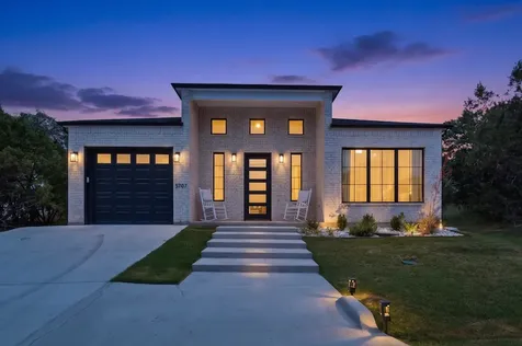5707 San Jacinto Drive Granbury TX 76048