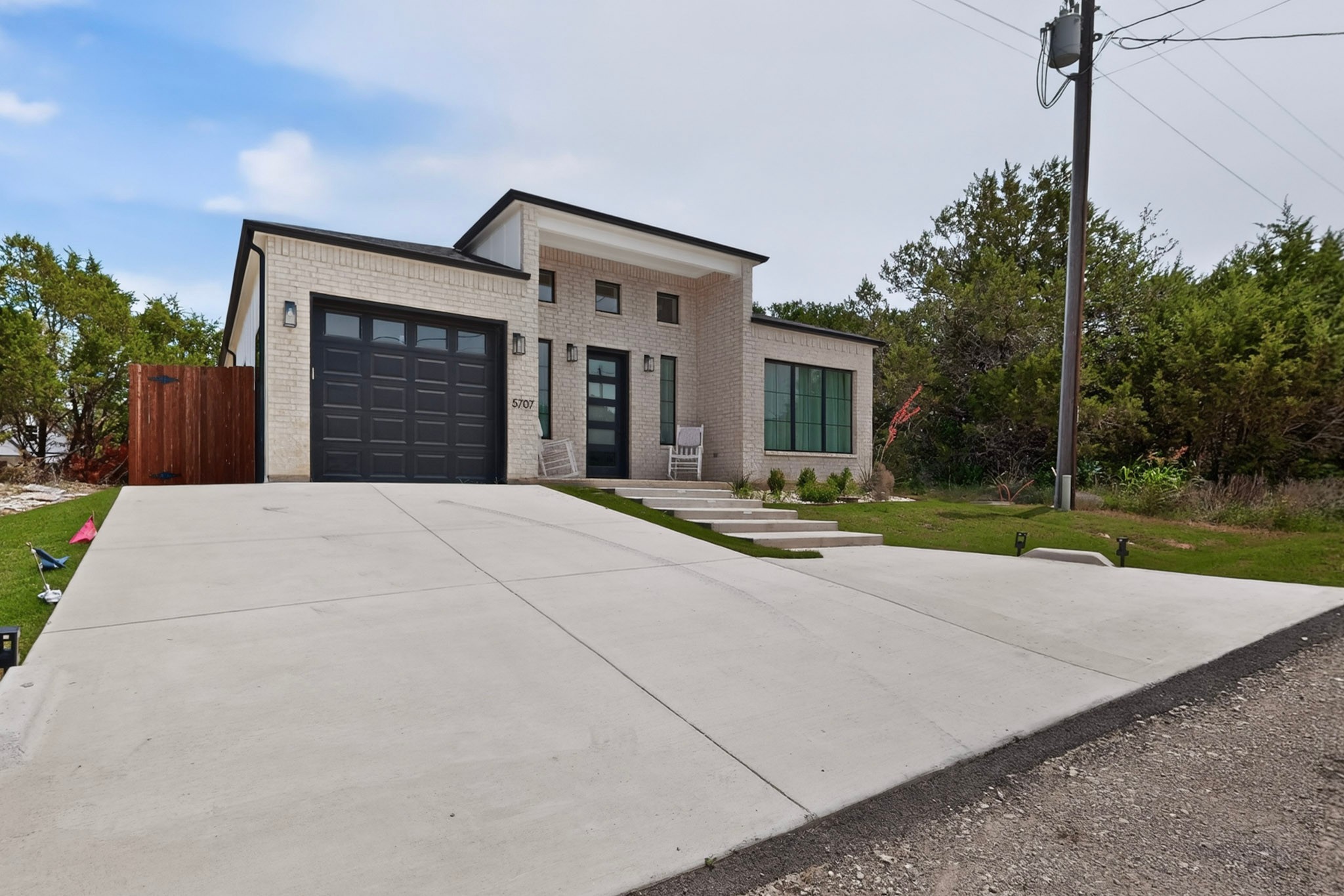 5707 San Jacinto Drive Granbury TX 76048