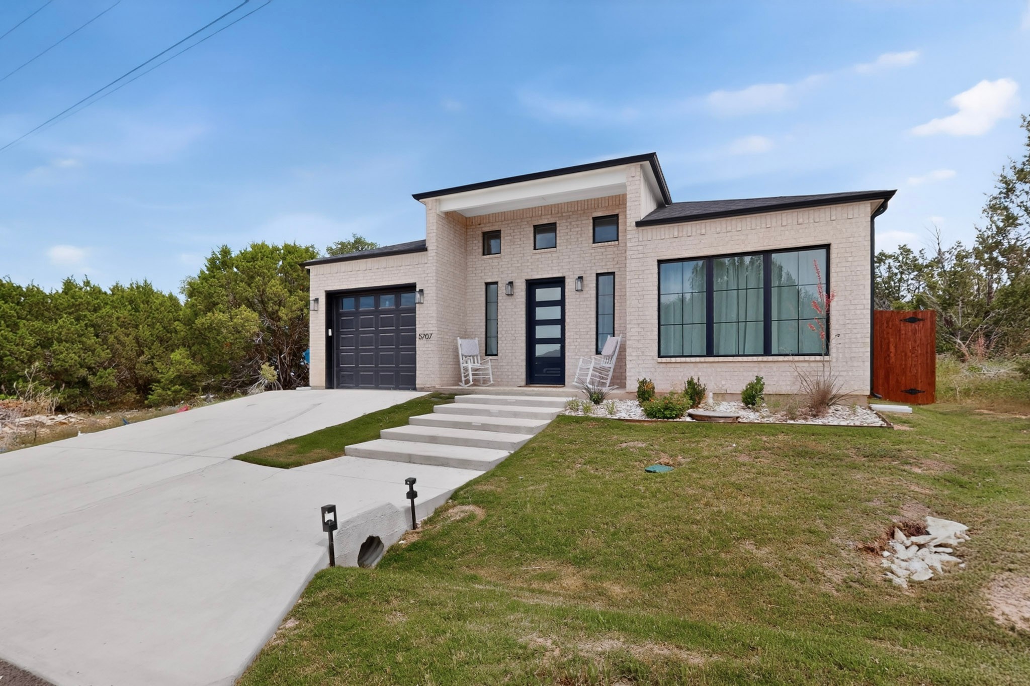 5707 San Jacinto Drive Granbury TX 76048