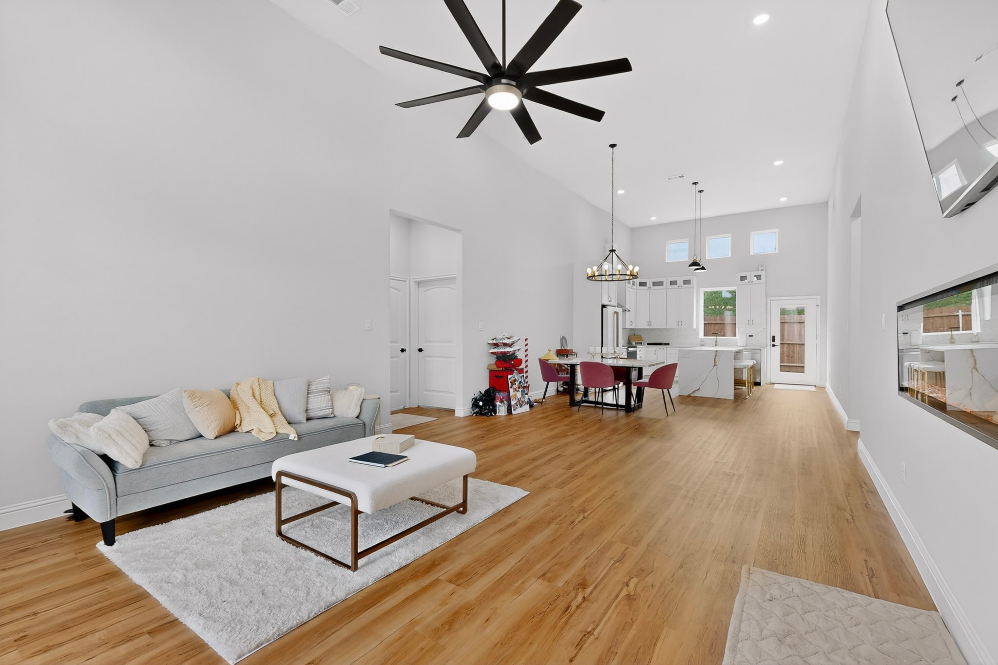 5707 San Jacinto Drive Granbury TX 76048