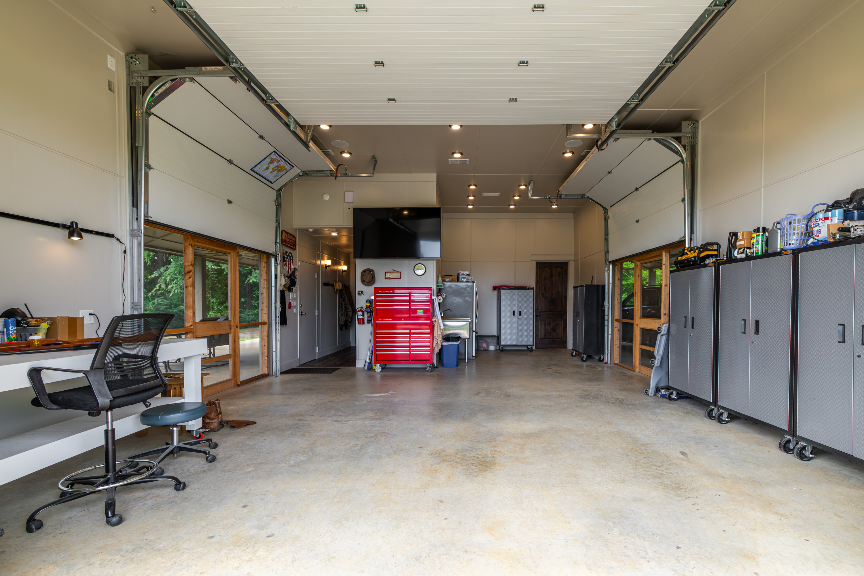 1323 An County Road 153 Palestine TX 75801