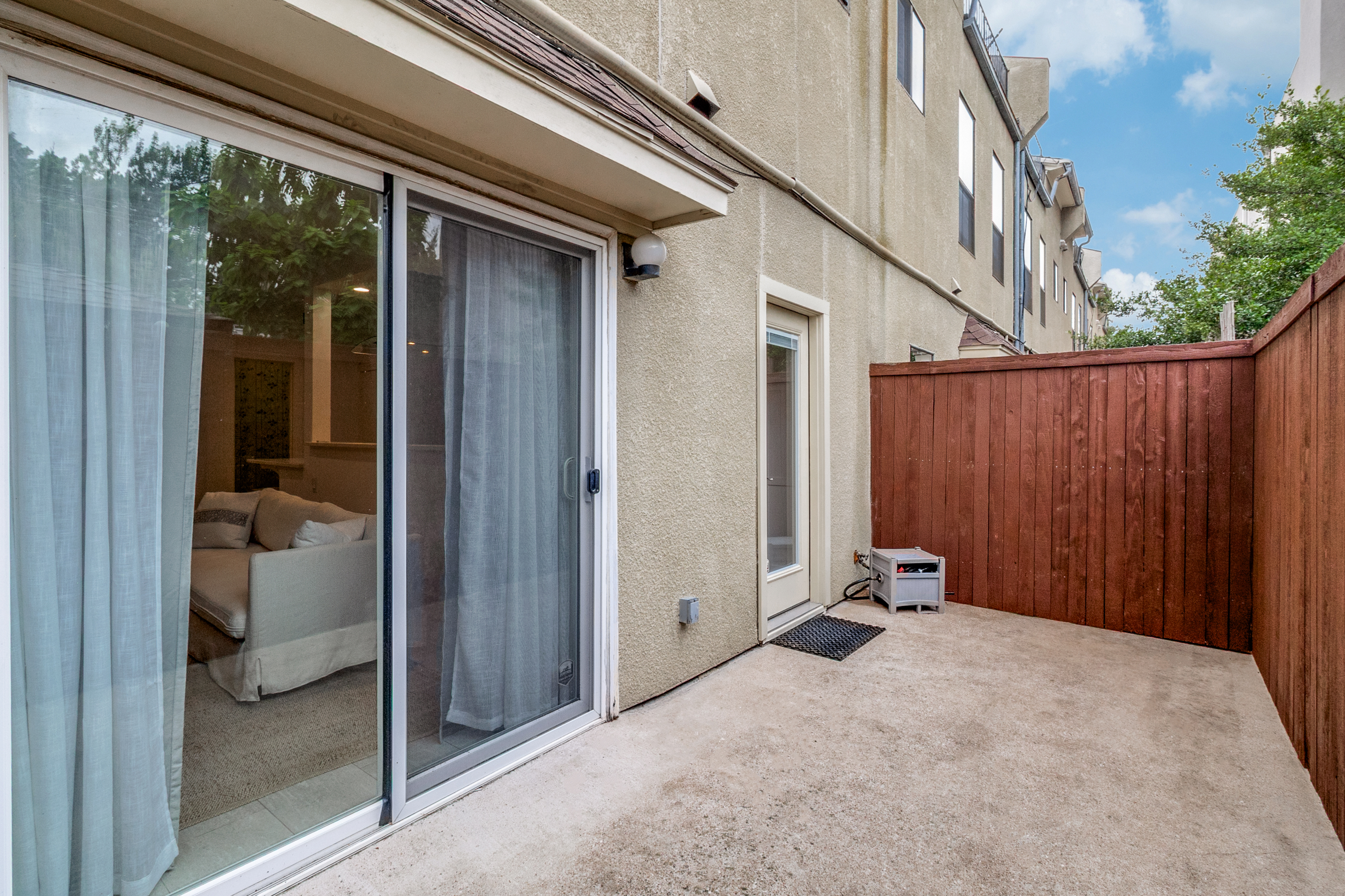 4242 Travis Street Dallas TX 75205