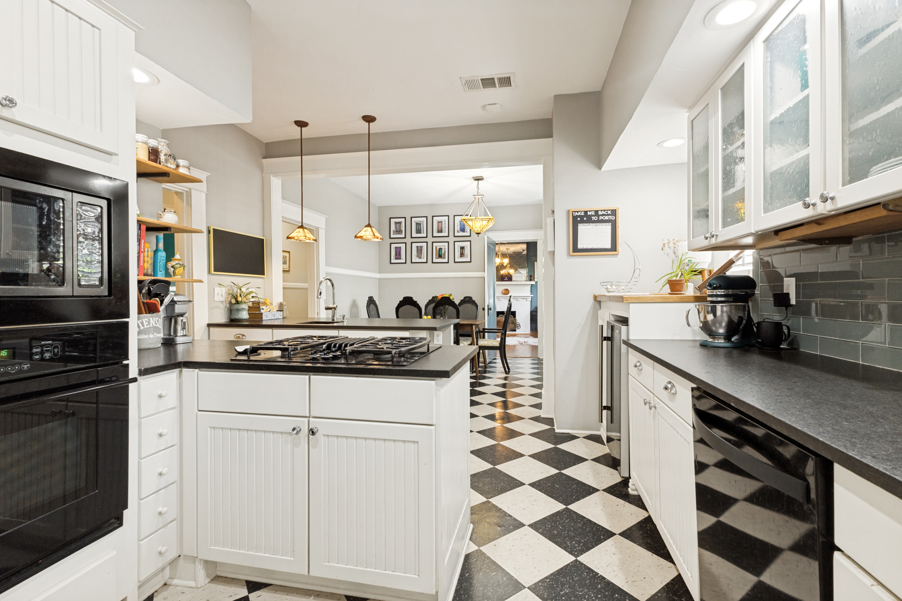 724 Lowell Street Dallas TX 75214