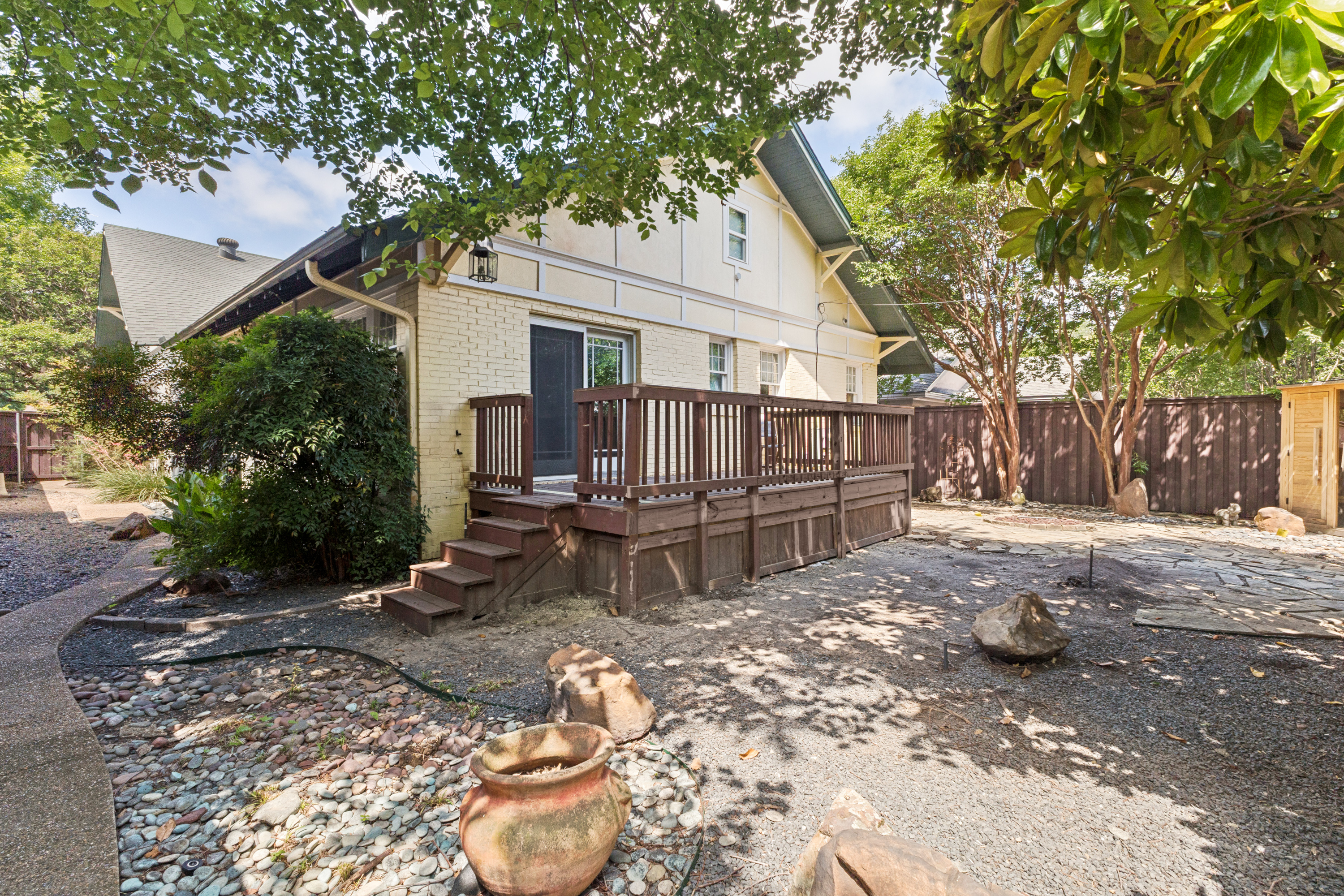 724 Lowell Street Dallas TX 75214